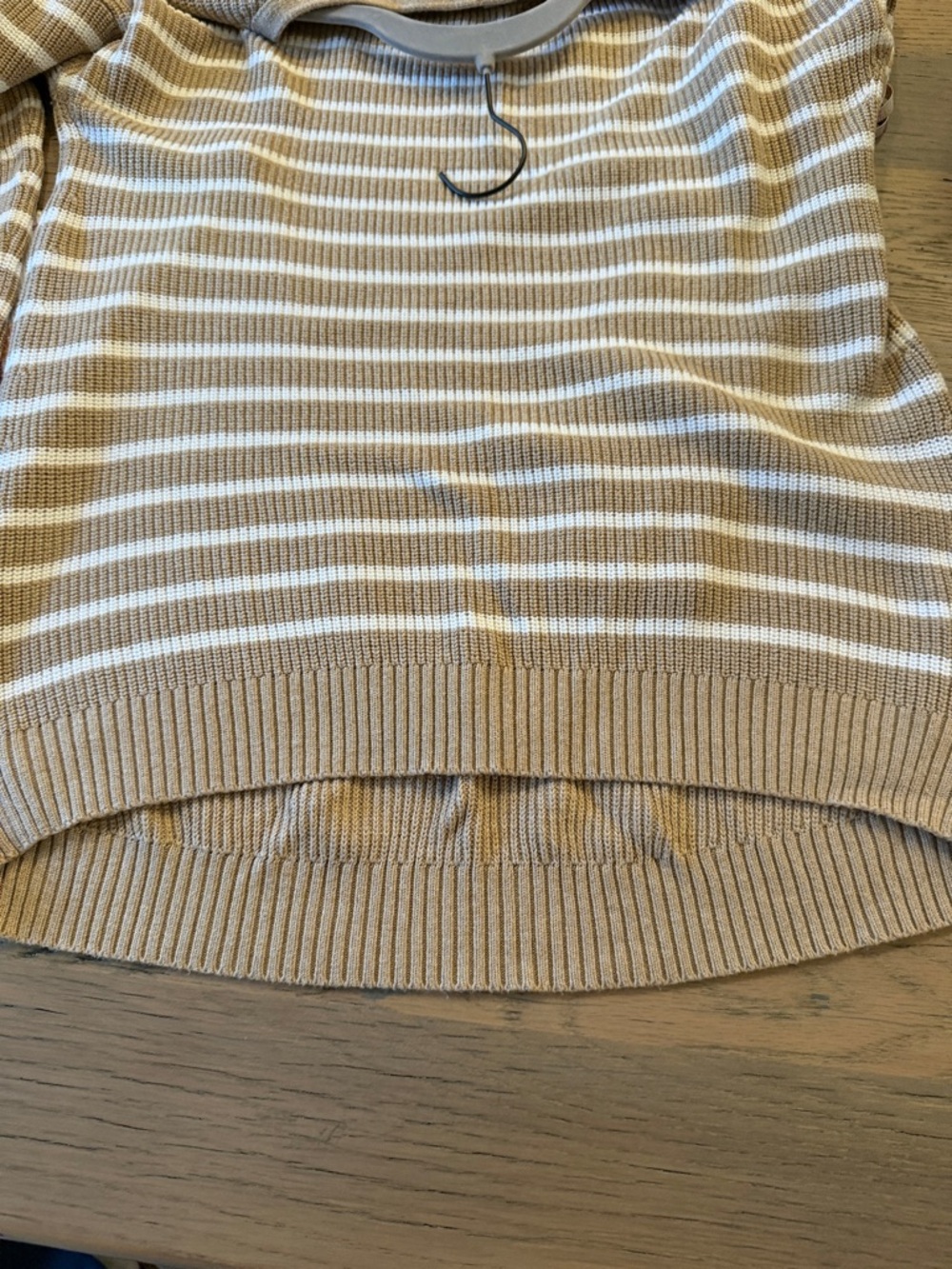 NWOT Banana Republic Tan and White Striped Crewneck Sweater - Picture 5 of 11